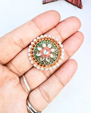 Round Kundan Finger Ring (Green)