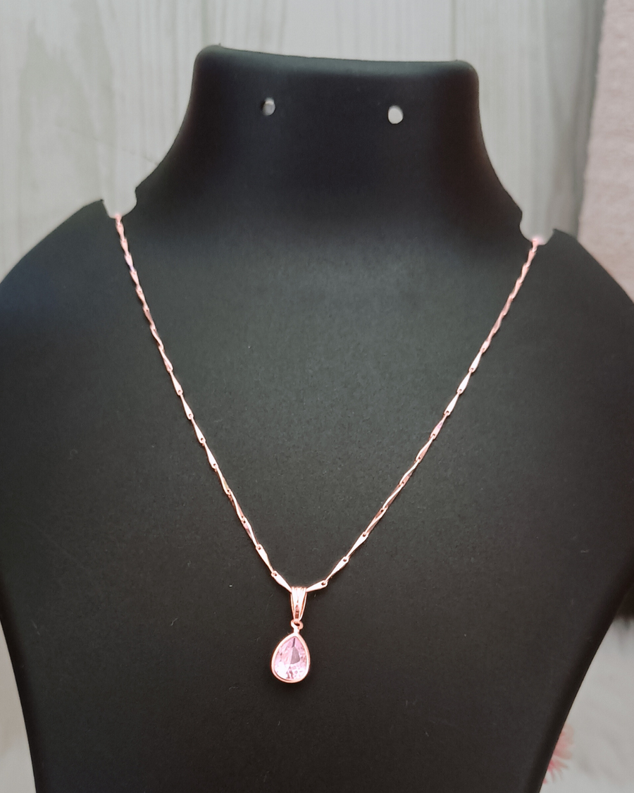 Drop Crystal Rosegold Chain Pendant