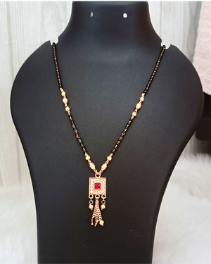 Square Pink Pendant Short Mangalsutra