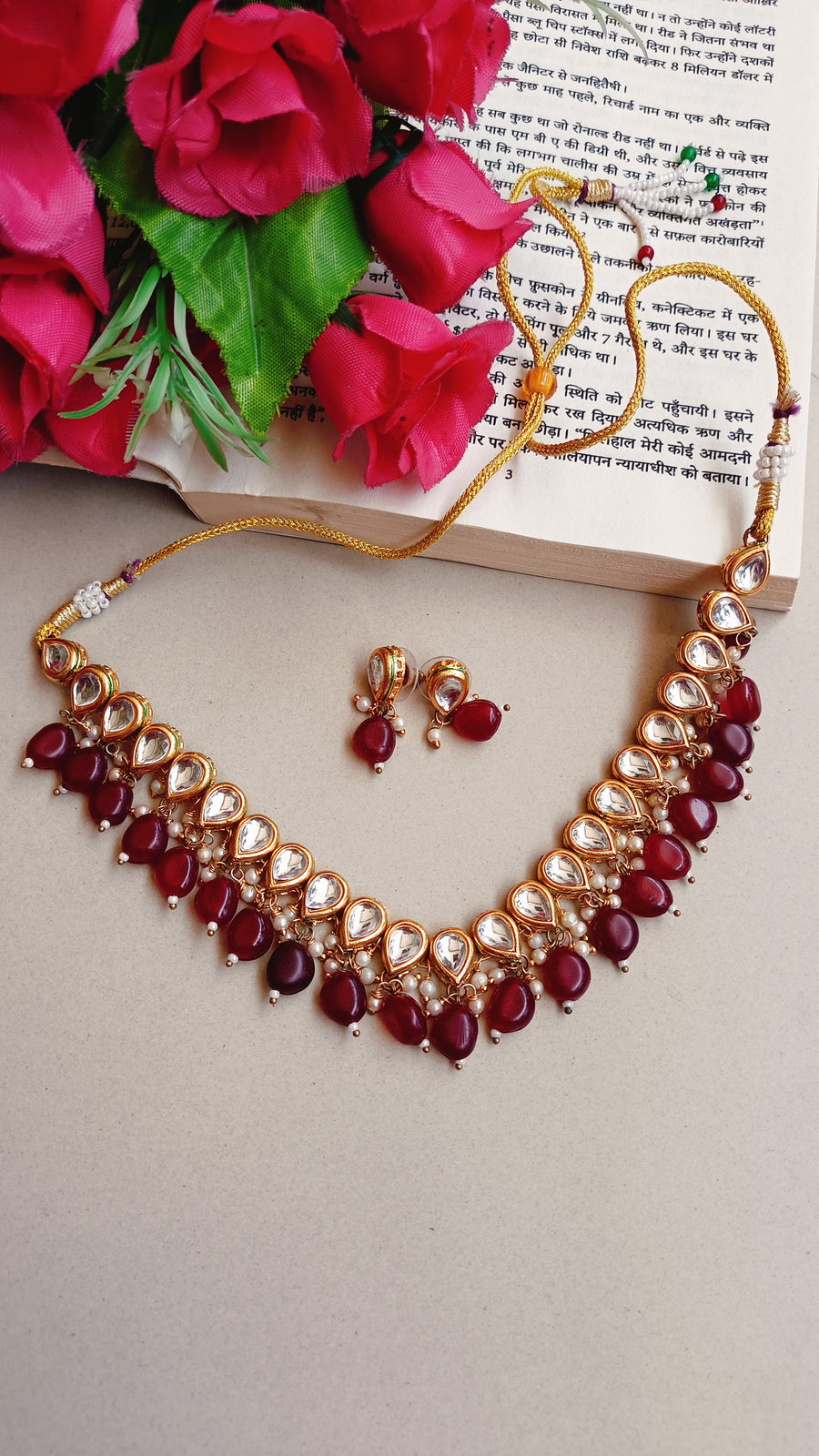 Marun Kundan Choker Set