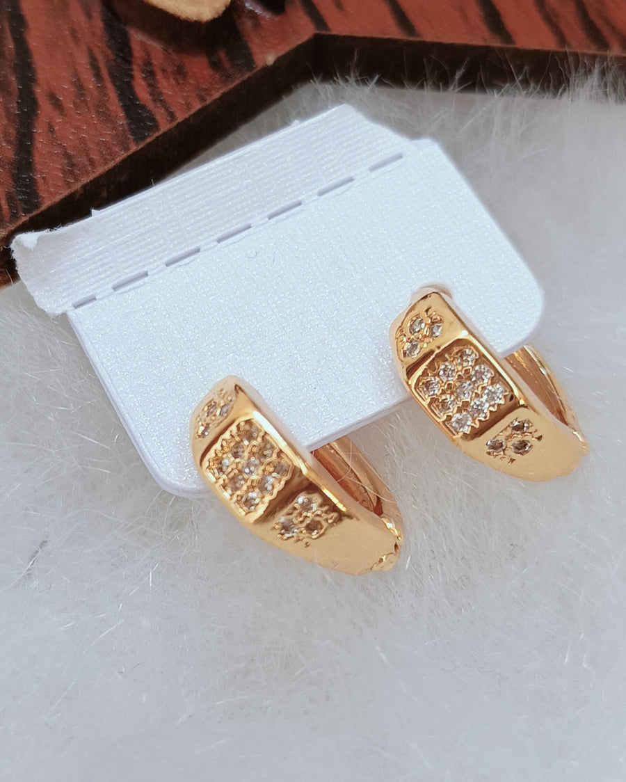 Center Daimond Hoop Earring