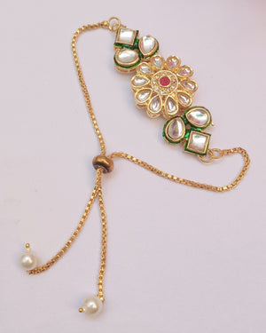 Flower Pendant Kundan Bracelet With Adjustable Chain